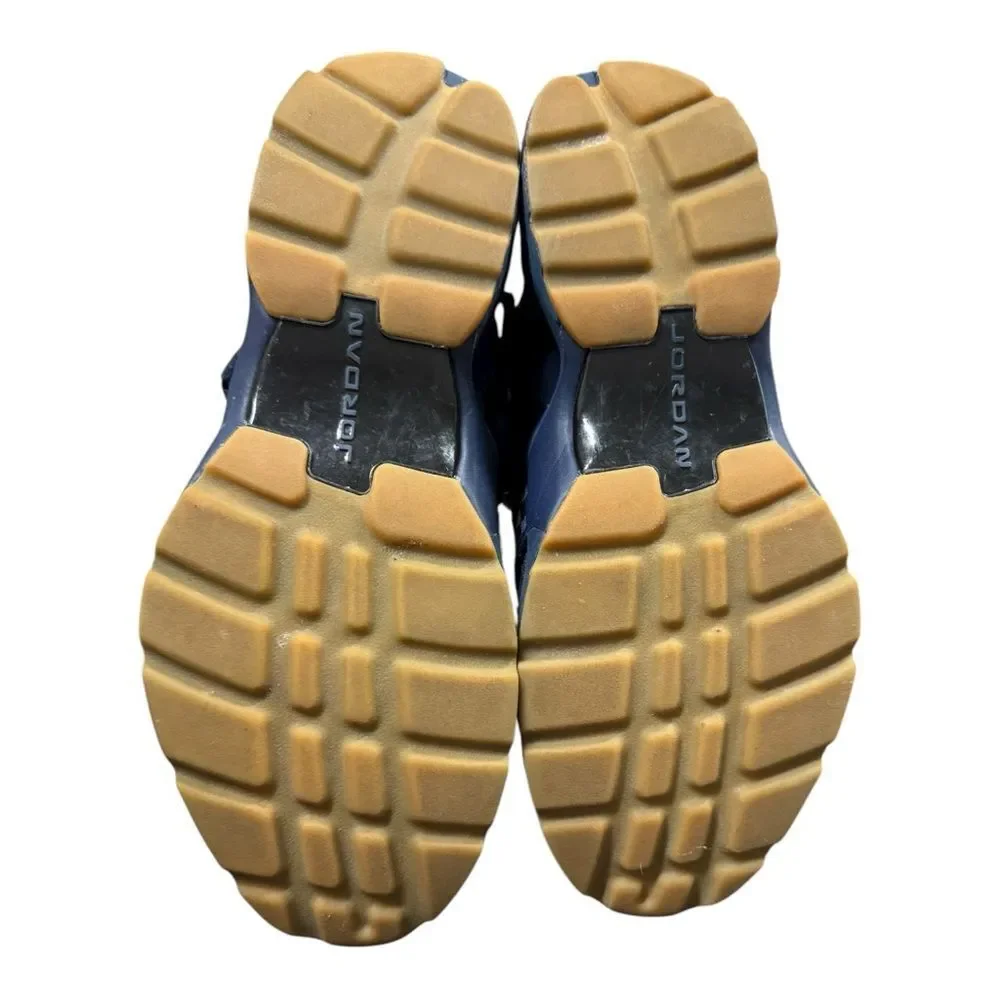 Jordan air trunner